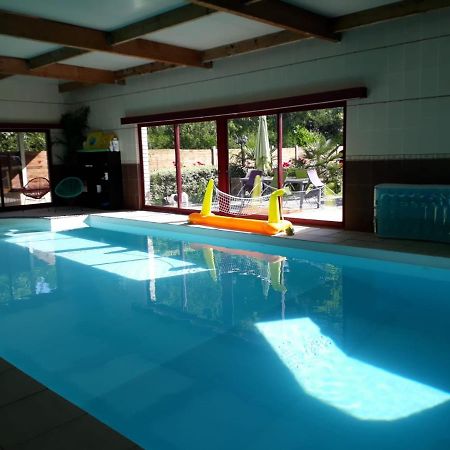 Le Jardin Des Roses Bed & Breakfast Gerponville ภายนอก รูปภาพ
